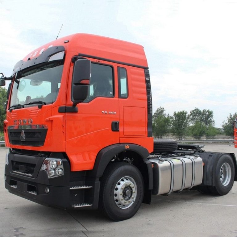 HOWO 4×2 Tractor Truck catalog photo. Supplied for model reference; individual unit details require confirmation.