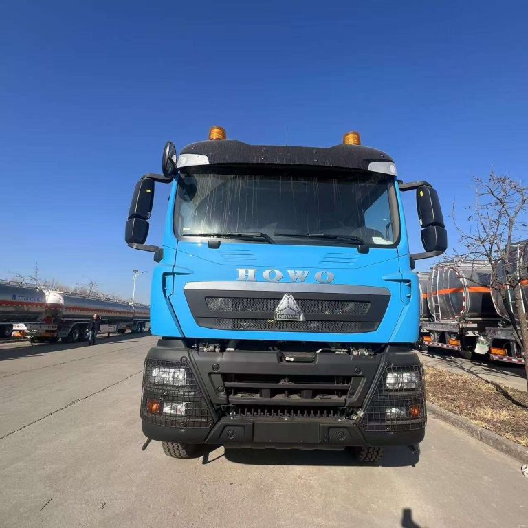 HOWO 6×4 Tractor Truck catalog photo. Supplied for model reference; individual unit details require confirmation.